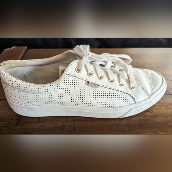Size 9 women's Kickstart white  perforated leather Keds. Very good condition. - Picture 4 of 7